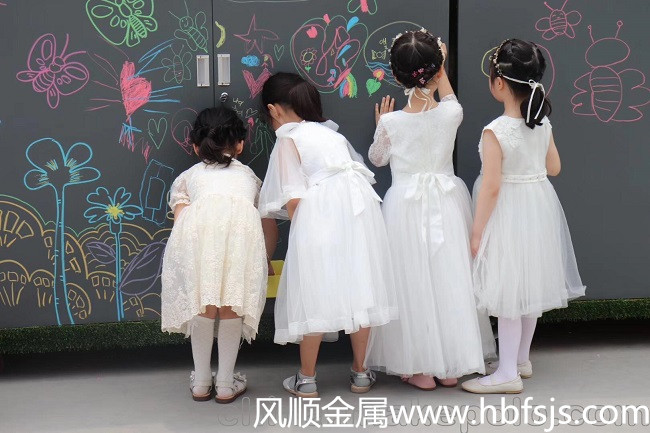 幼儿园涂鸦柜、户外涂鸦收纳柜